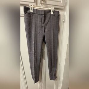 Van Heusen Women's Gray  Straight Leg Pants Stretch Regular ~ Size 2 Regular